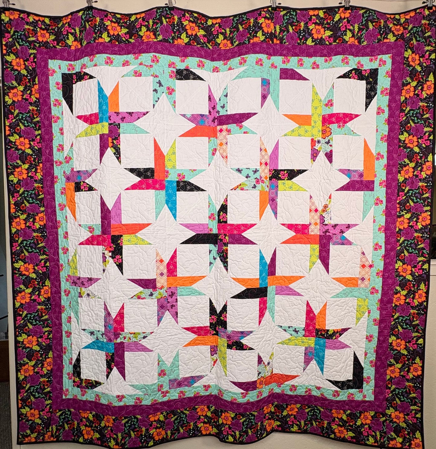 Sample Quilt - POINTY STRIP STAR