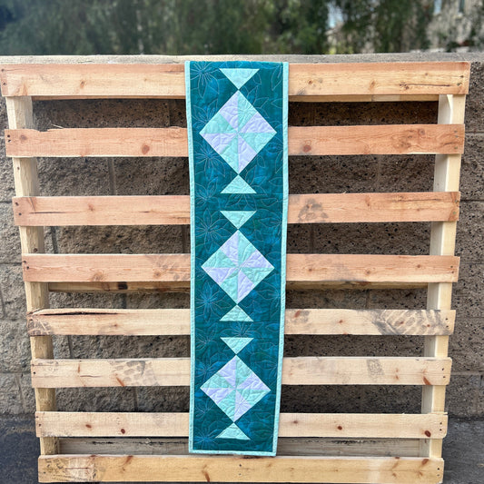 Peppermint Pinwheels Table Runner Kit - Teal Colorway